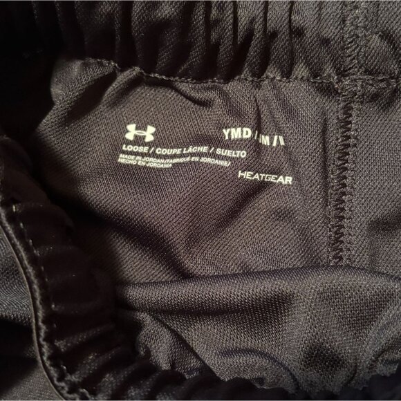 Under Armour Girls Light Weight Athletic Shorts-Black-Youth Medium-GUC - Picture 4 of 5